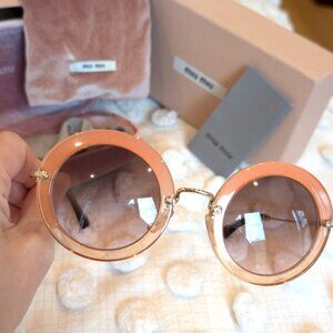 Miu Miu Retro Pink Sunglasses. Like New!